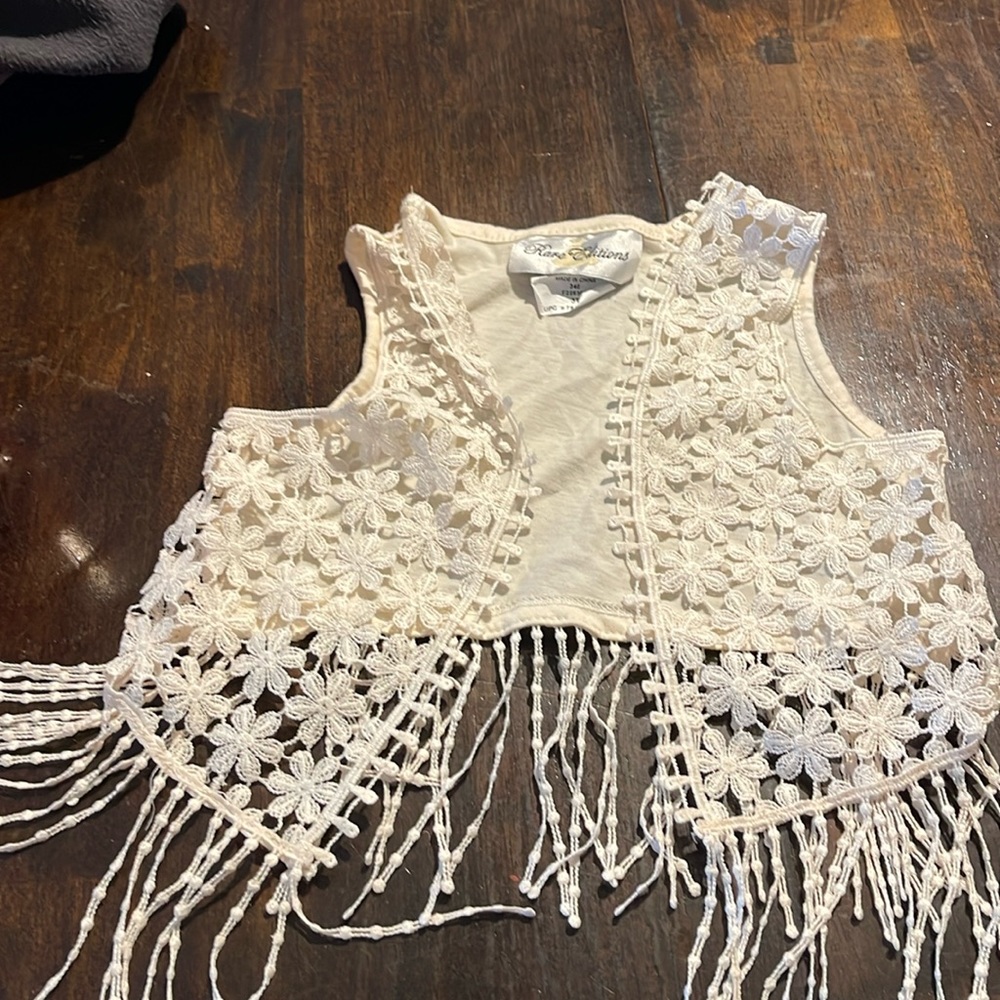 Rare editions vest